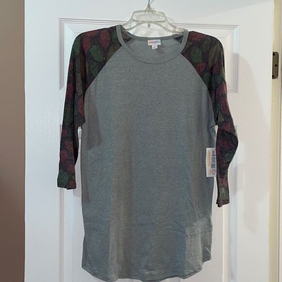 (5/$25) LuLaRoe Gray Heathered Leaf Randy 3/4 baseball top - Picture 1 of 9